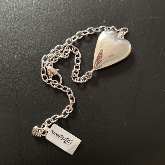 Brighton glisten heart. - Picture 2 of 5